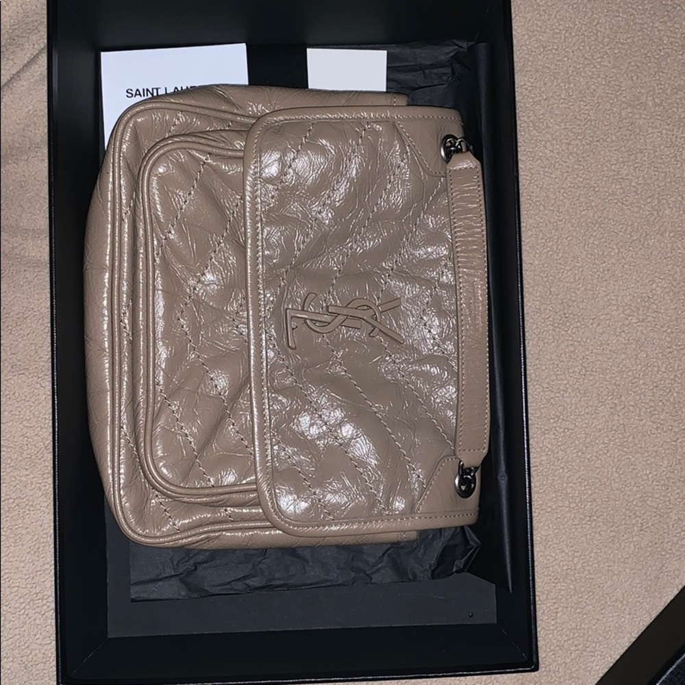 YSL Handbag - Picture 2 of 5